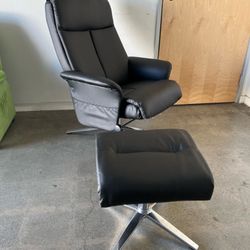 Black Faux Leather Recliner With Side Pocket Minimal Style Model 4603