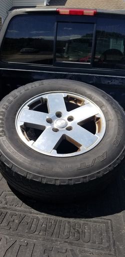 Tire the jeep wrangler 18 ich