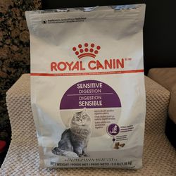 Royal Canin Sensitive Digestion Cat Food 3.5lb Bag