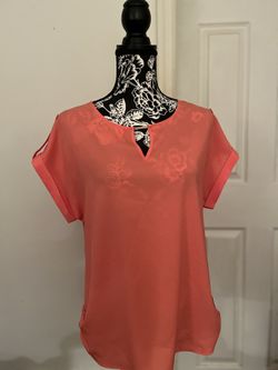 Calvin Klein Blouse Size Medium New With Defect. Please See Last Two Pictures. One small defect in the border line and the other one the hanger laces 