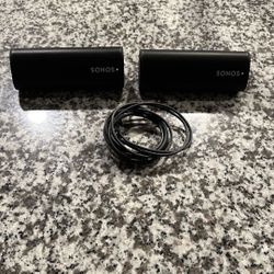 2 Sonos Roam Black Portable Speakers