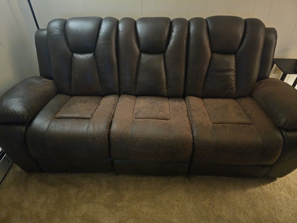 Couch Recliners 