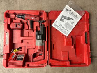 Milwaukee 18V Power Plus cordless tool kit