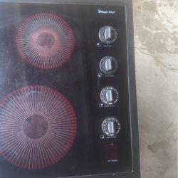 Magic Chef Electric Stove Top With Vent/Fan