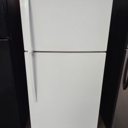 Whirlpool Refrigerator Working Great Condition