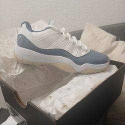 Jordan 11s