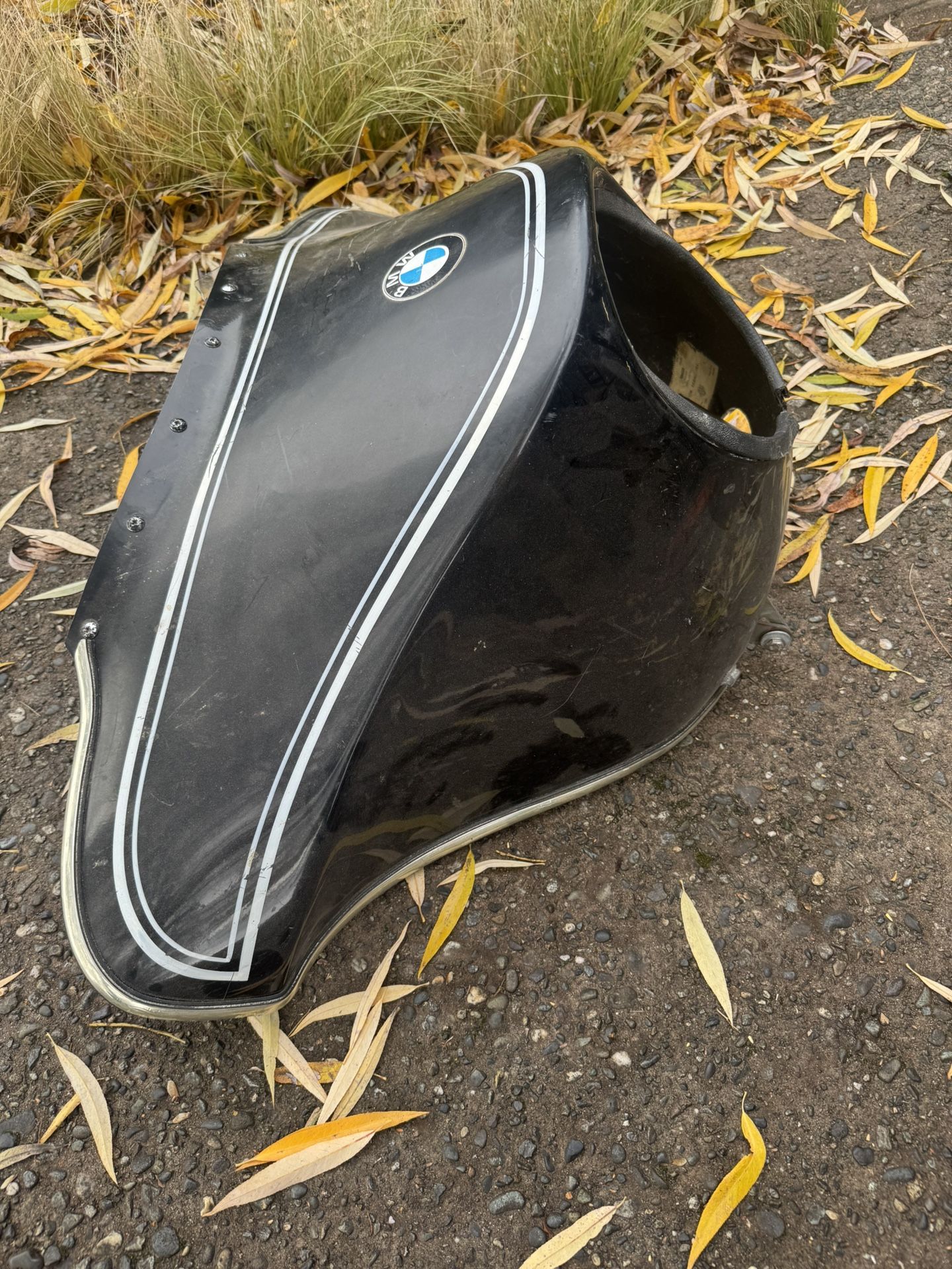 BMW Motorcycle R50 Windshield -Free