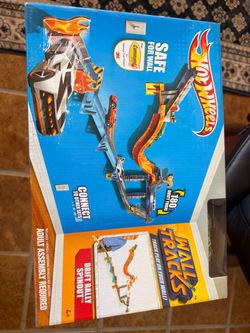 hot wheels wall tracks drift rally spin out connect to other sets 180 drift turn