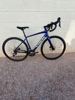 2025 Trek Domane Road Bike 52cm