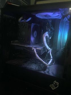 Gaming pc and monitor