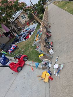 Yard Sale!!!!