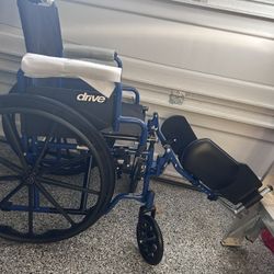 Drive 18 Inch Seat Medical Transport Wheelchair Brand New Elevated Leg Rest Wheel Chair 