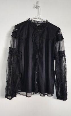 NWT Women's Black Long Lace Sleeve Size XL