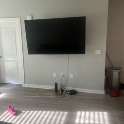 70 Inch Roku Tv 