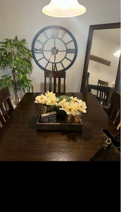 Dining room table