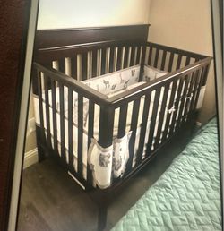 Baby Crib Like New