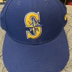 Seattle mariners New Era Fitted Hat (size 7 1/4)