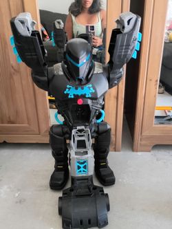 Batman transformed has battery $ 20
