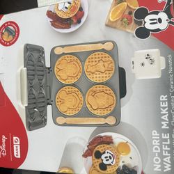 Waffle Maker And Snack Set 