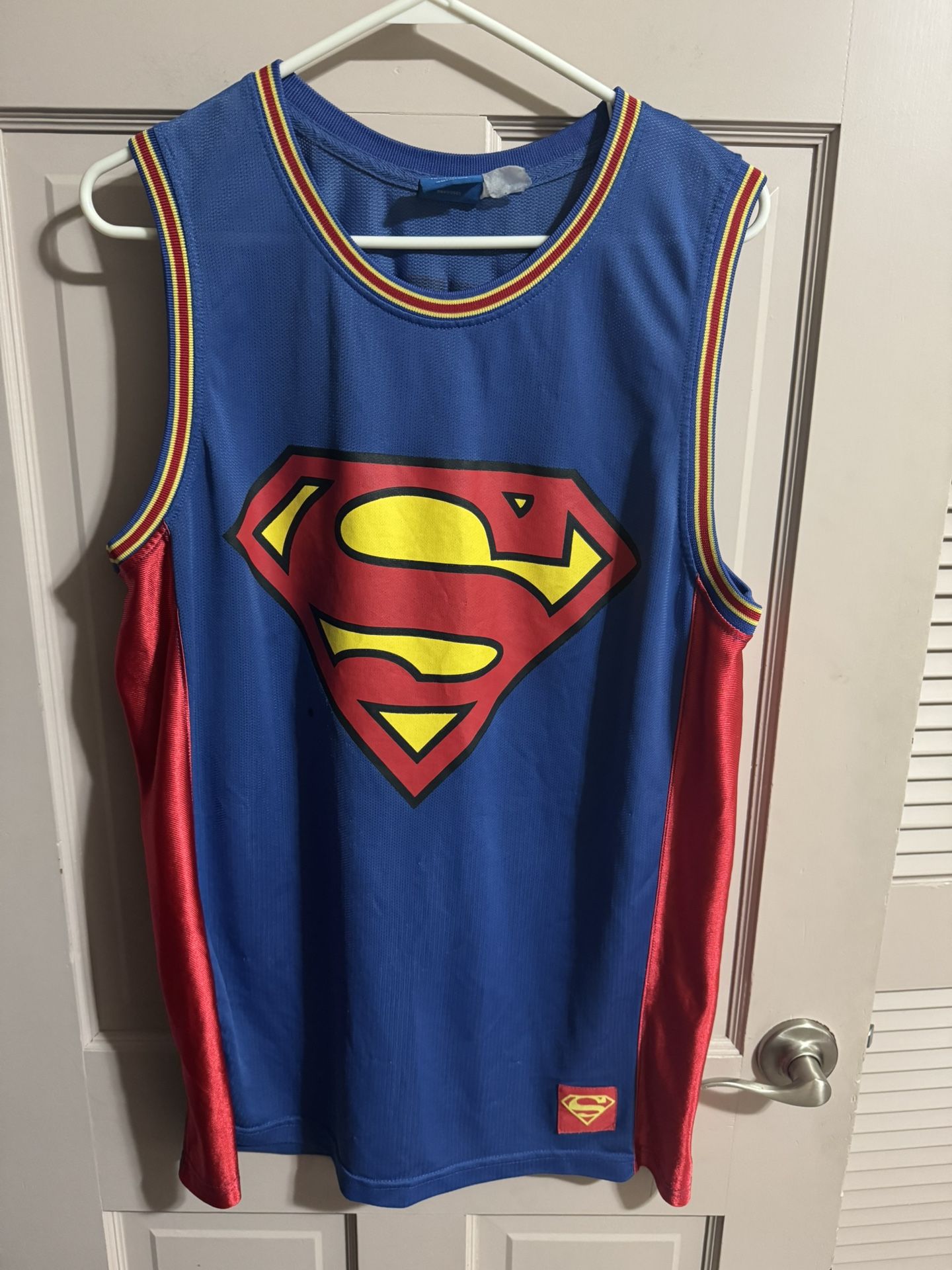 Mens Superman Jersey DC Comics Size Large - Small Stain