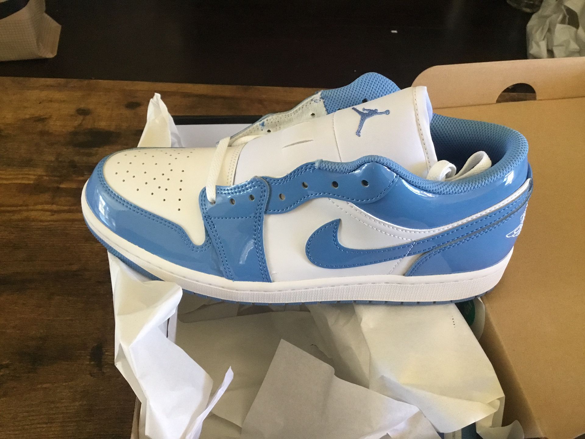 New Men’s Air Jordan 1 Low SE size 10