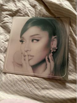 Ariana Grande - Positions record
