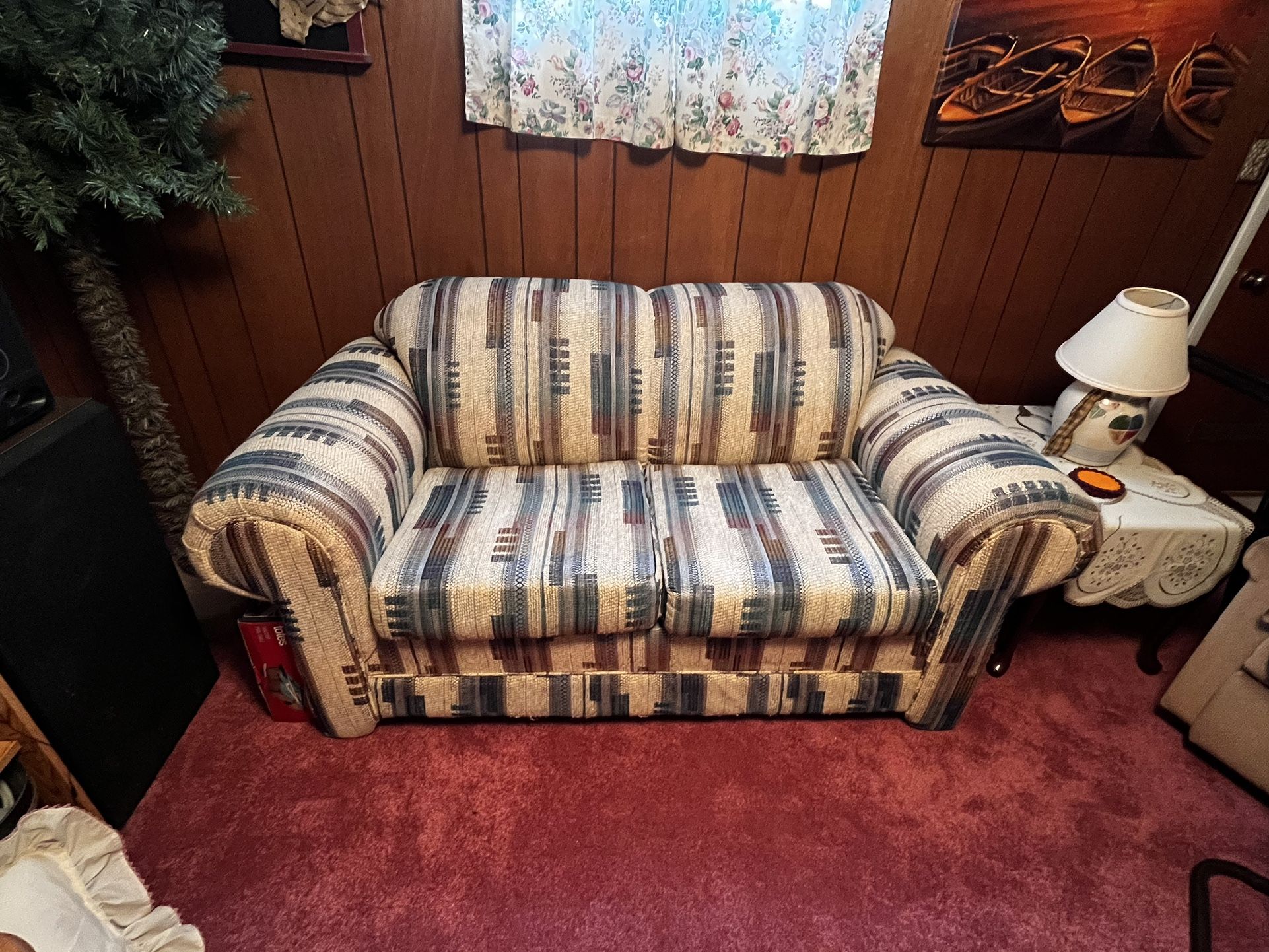 Love Seat (excellent Condition)