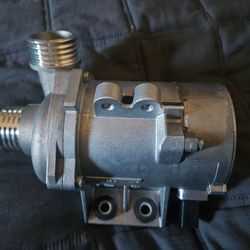 Water pump e90  2007 thru 2013
