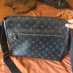 Louis Vuitton man shoulder bag