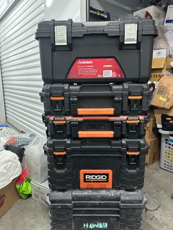 Ridgid stackable tool boxes