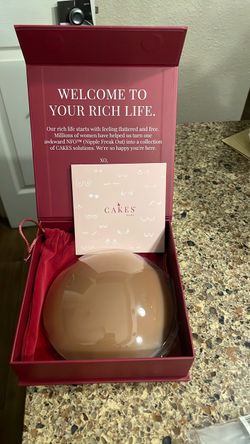 CAKES Body® sticky Circle Nipple Covers for Women - The Viral Sticky Boobs With an Adhesive-free nip nook