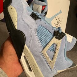 Jordan 4s “University Blue “ UNC