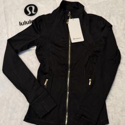 black Lululemon Jacket 
