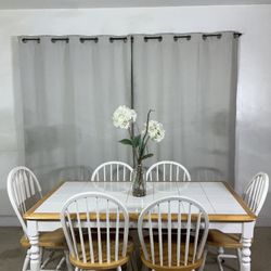 Tile-Top Country Dining Table & 6 Windsor Chairs / Comedor Mesa De Azulejos Y 6 Sillas