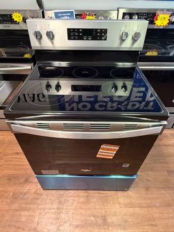 New Whirlpool 5 Burner Electric Range with Air Fry