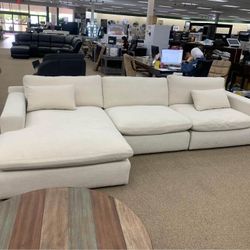 Brand New🐜$40 Down Payment Finance ▪️▪️Elyza Linen 3 Piece Sectional With Chaise ▪️▪️▪️