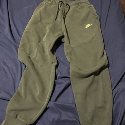 Green Tech Pants 