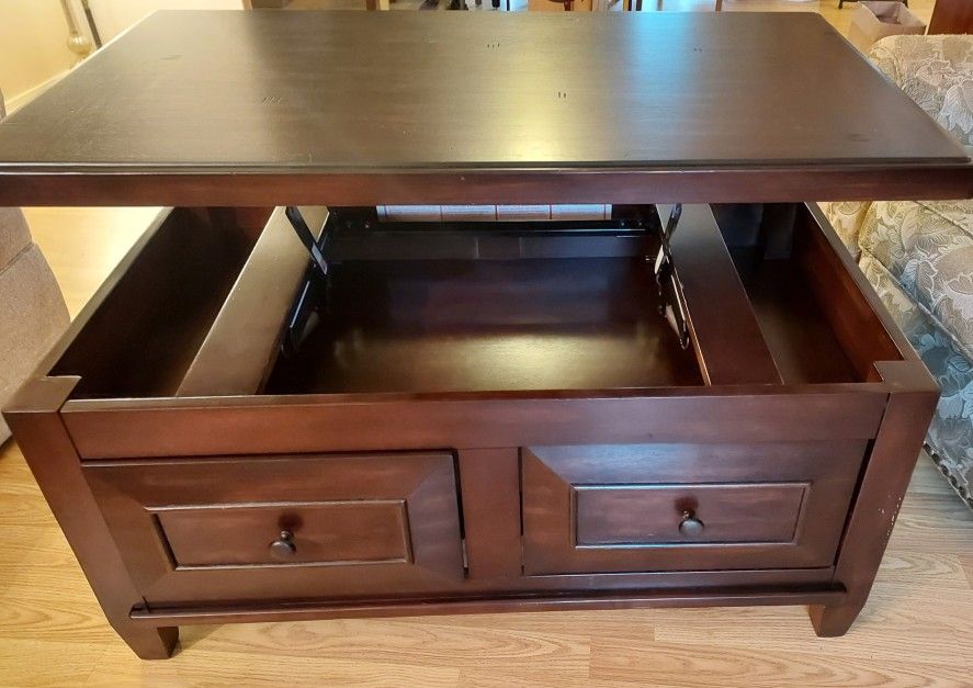 Coffee Table- Great Condition