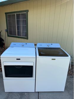 Set Washer & Electric Dryer Maytag