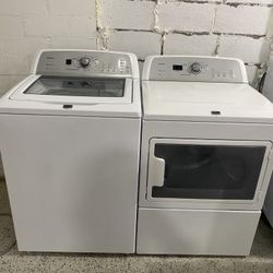 MAYTAG. WASHER. AND. DRYER. SET. 