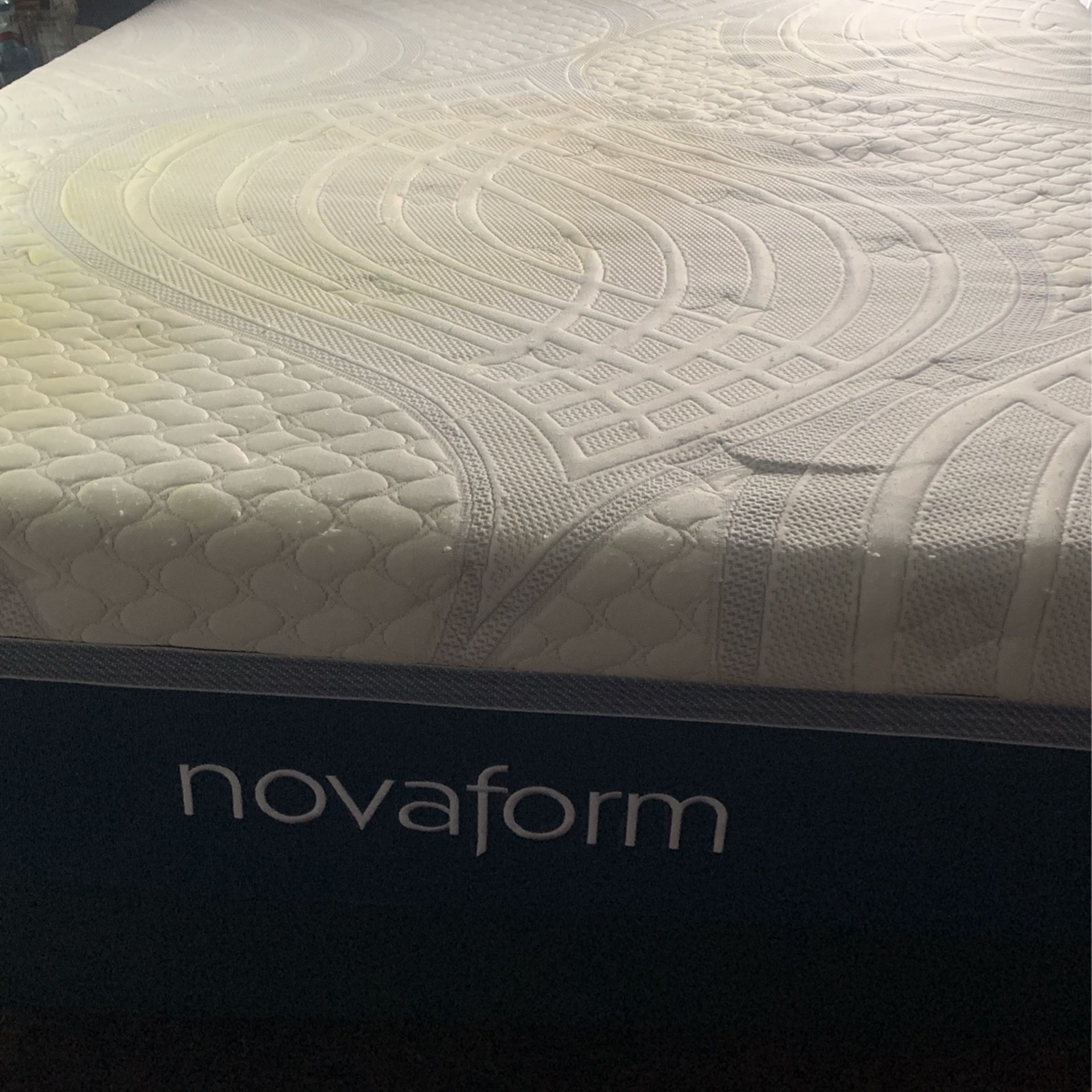 Free Queen Mattress, Box Spring, Frame, Sheets