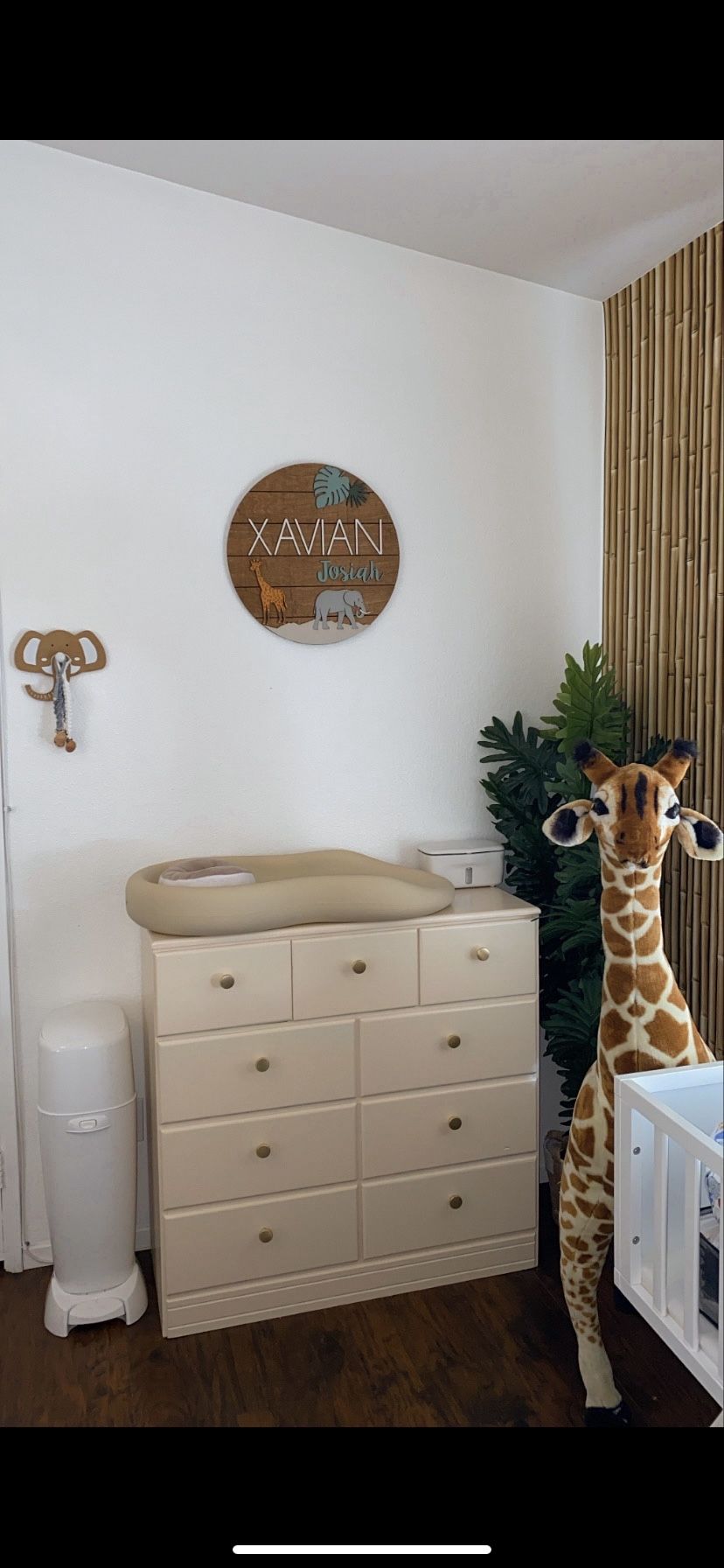 Nursery giraffe
