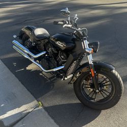 2018 Indian Cruiser Scout Sixty