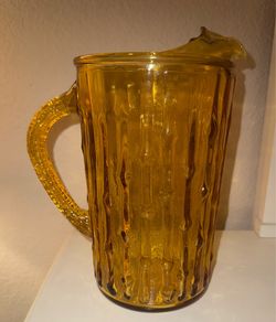 Anchor Hocking Glass Tahiti Honey Gold Amber Vintage Bamboo Pitcher 64 OZ