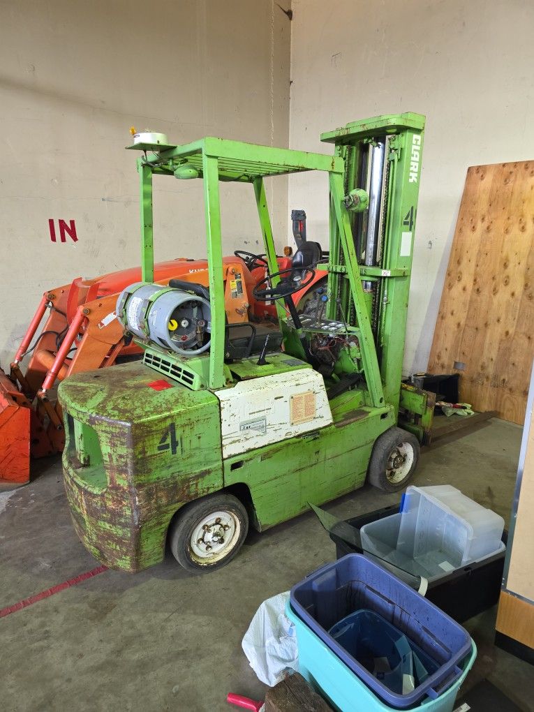 Forklift