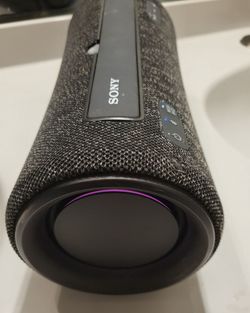 Sony SRS-XG300 Portable Bluetooth Party Speaker superbass