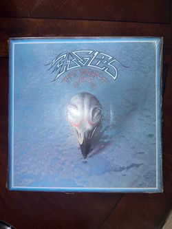 THE EAGLES Their Greatest Hits 1(contact info removed) US ORG 1976 Asylum Records RCA Club LP. Minor static, no skips. Shrink wrap is ripped. See pics