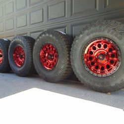 18X9 Gloss Red/Black Fittipaldi Offroad Rims 305 70 18 Goodyear Tires

