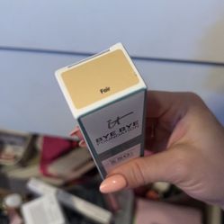 It Cosmetics Foundation 