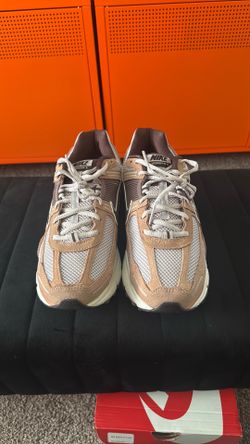 Nike Vomero 5 “Dusted Clay”